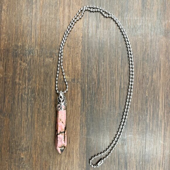 Rhodonite Gemstone Point Pendant Handmade - Picture 7 of 7